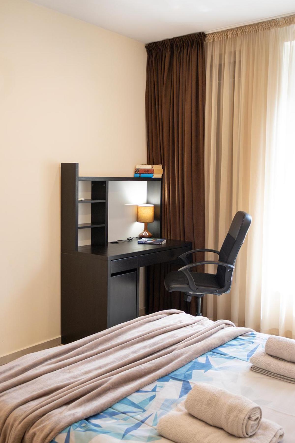 Becentral! By Rv Apartments Warna Exterior foto